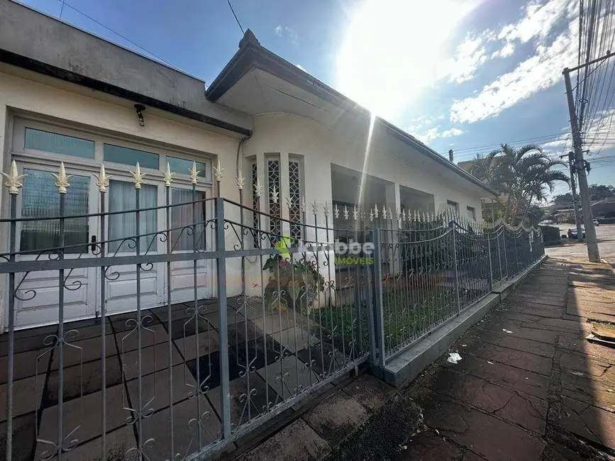 Foto 9 de Casa com 5 quartos à venda, 1167m2 em Centro, Estrela - RS