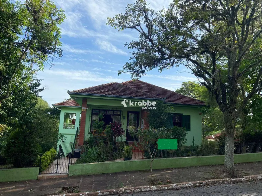 Foto 1 de Casa com 5 quartos à venda, 660m2 em Estrela - RS