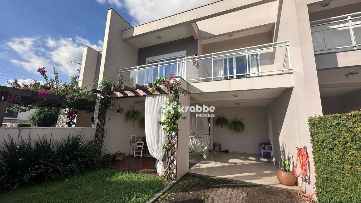 Foto 1 de Sobrado com 3 quartos à venda, 200m2 em Estrela - RS