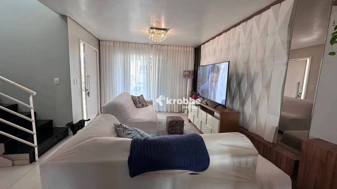 Foto 9 de Sobrado com 3 quartos à venda, 200m2 em Estrela - RS