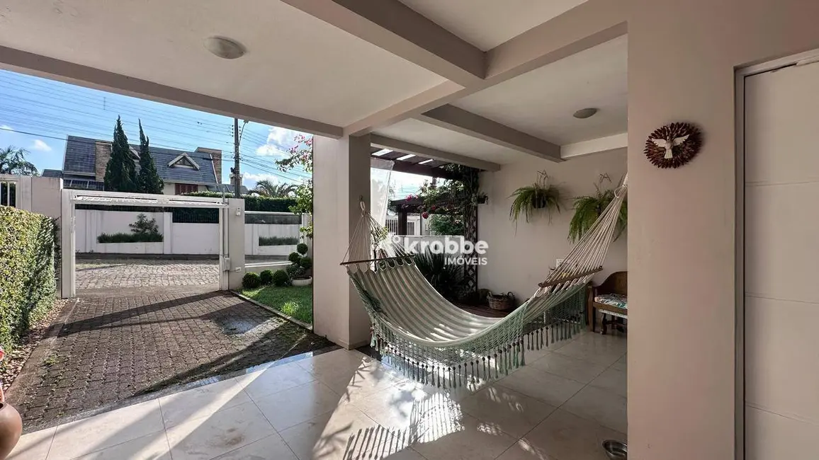 Foto 3 de Sobrado com 3 quartos à venda, 200m2 em Estrela - RS