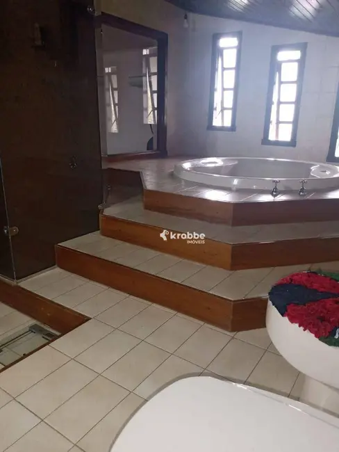 Casa com 3 quartos à venda, 292m2 em Estrela - RS - imagem 8 Foto 8 de Casa com 3 quartos à venda, 292m2 em Estrela - RS