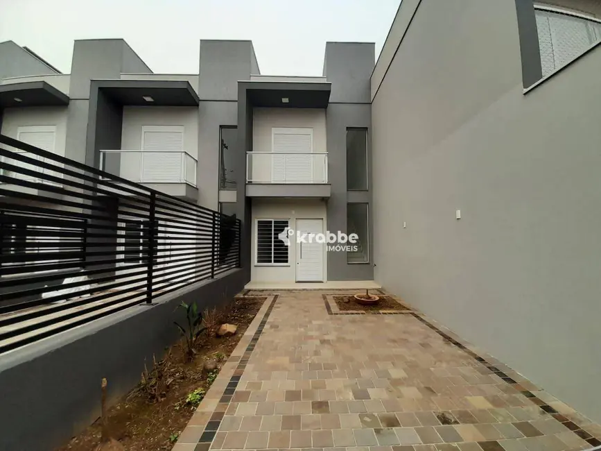 Foto 1 de Sobrado com 2 quartos à venda, 108m2 em Estrela - RS