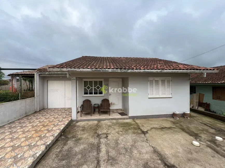 Foto 1 de Casa com 3 quartos à venda, 70m2 em Estrela - RS
