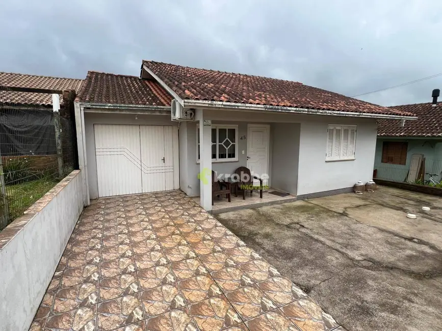 Foto 2 de Casa com 3 quartos à venda, 70m2 em Estrela - RS