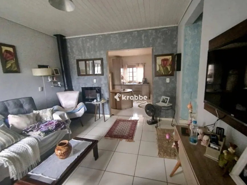 Foto 2 de Casa com 3 quartos para alugar, 300m2 em Estrela - RS
