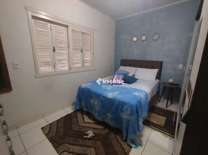 Foto 7 de Casa com 3 quartos para alugar, 300m2 em Estrela - RS