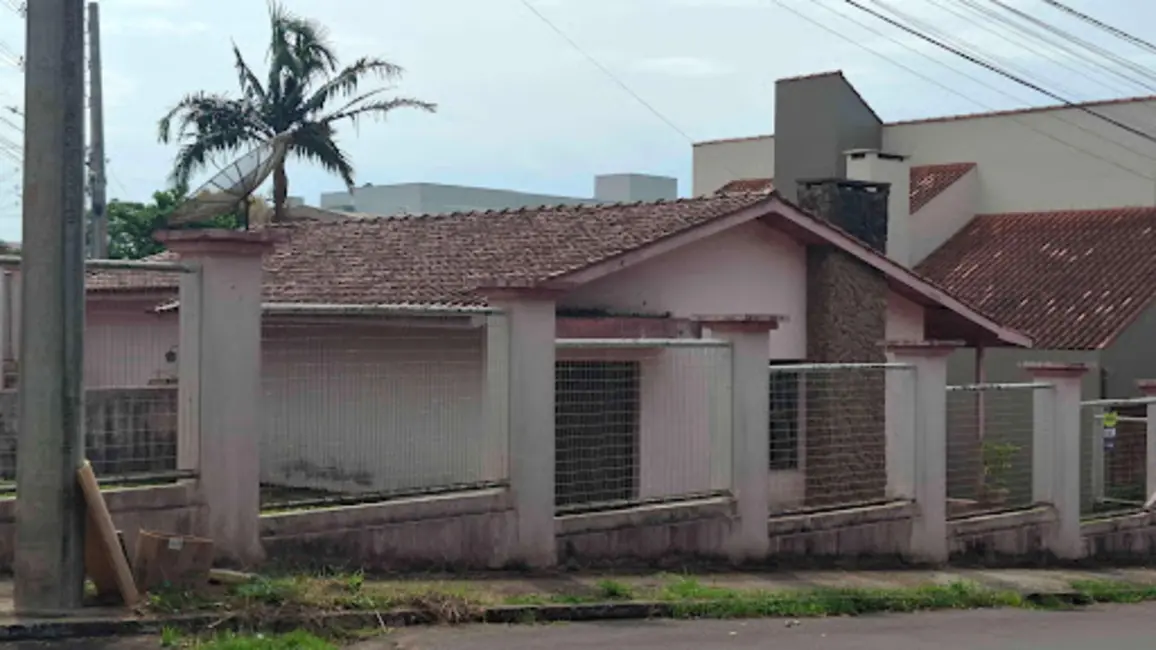 Foto 1 de Casa com 2 quartos à venda, 430m2 em Estrela - RS