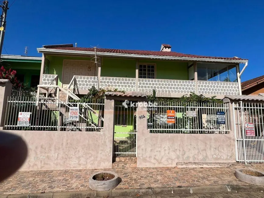 Casa com 4 quartos à venda, 325m2 em Estrela - RS - imagem 1 Foto 1 de Casa com 4 quartos à venda, 325m2 em Estrela - RS