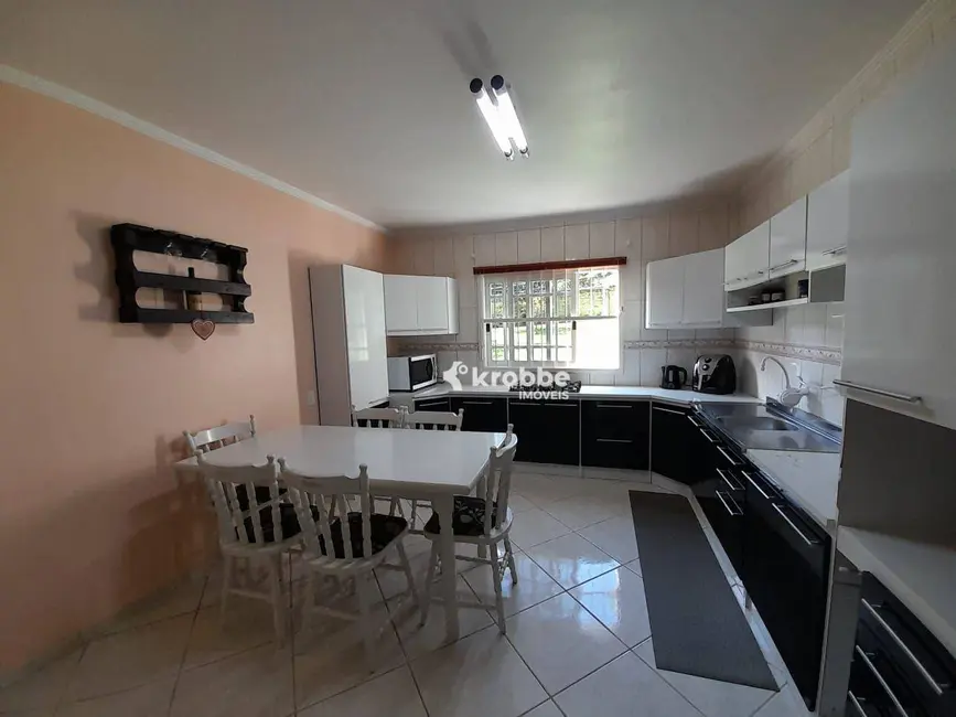 Foto 5 de Casa com 3 quartos à venda, 420m2 em Estrela - RS