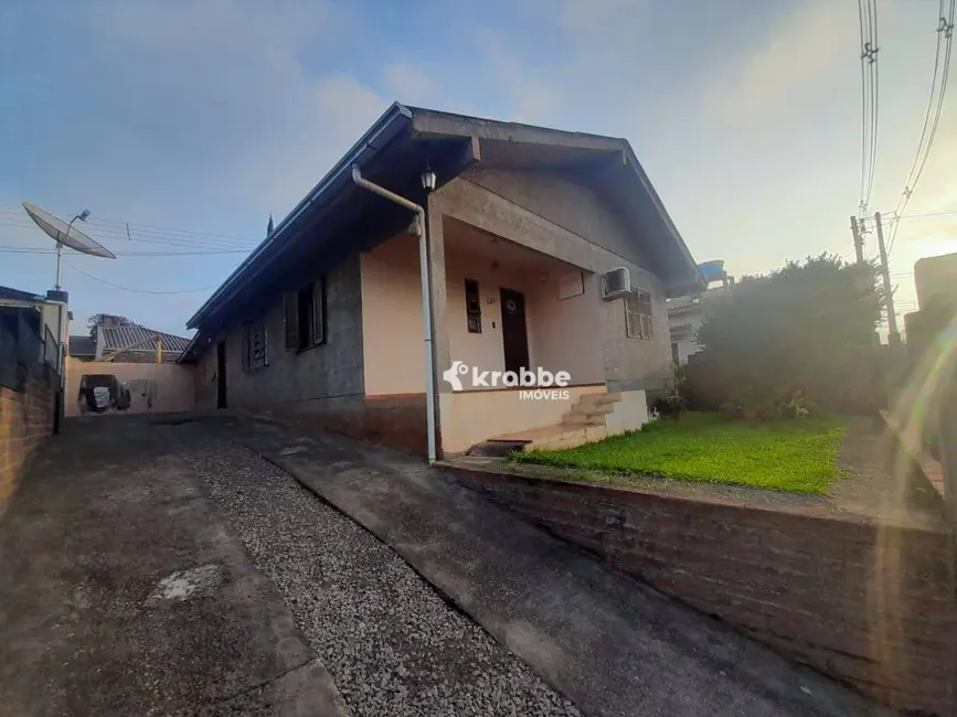 Foto 2 de Casa com 3 quartos à venda, 300m2 em Estrela - RS