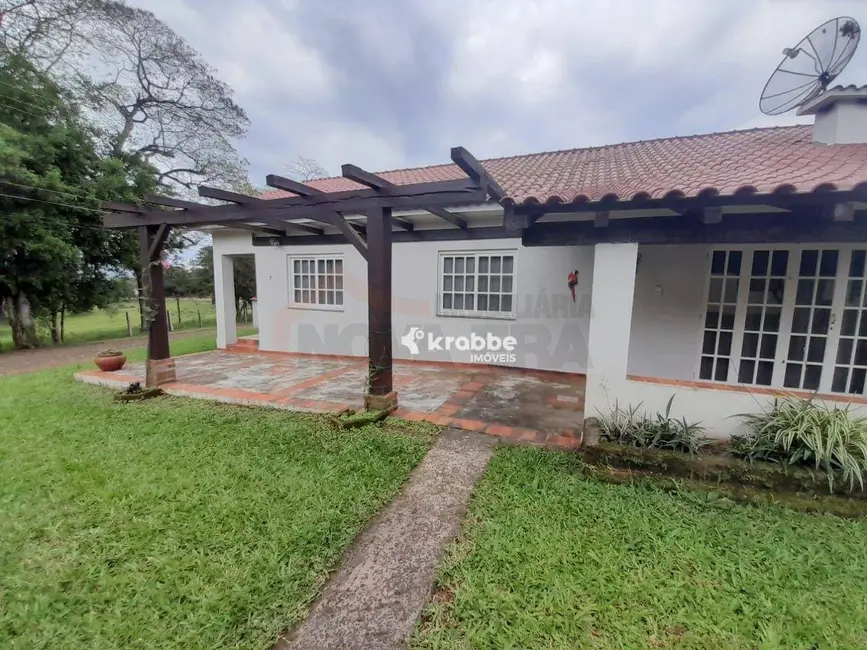 Foto 2 de Casa com 3 quartos à venda, 300m2 em Estrela - RS
