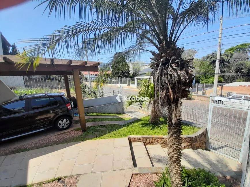 Foto 2 de Casa com 3 quartos à venda, 300m2 em Estrela - RS