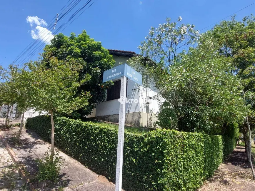 Foto 1 de Casa com 3 quartos à venda, 360m2 em Estrela - RS