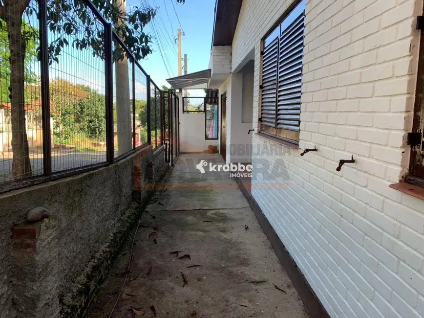 Foto 3 de Casa com 3 quartos à venda, 266m2 em Centro, Estrela - RS