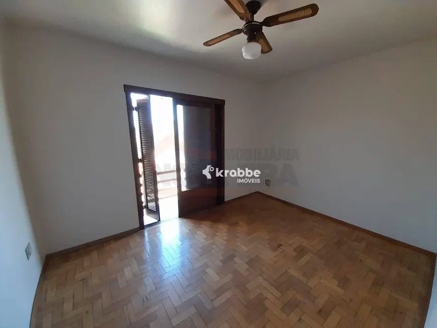 Foto 5 de Casa com 3 quartos à venda, 460m2 em Estrela - RS