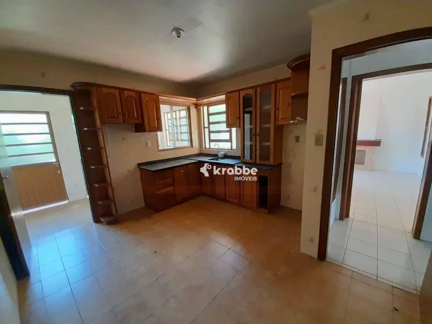 Foto 4 de Casa com 3 quartos à venda, 460m2 em Estrela - RS