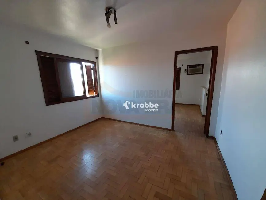 Foto 6 de Casa com 3 quartos à venda, 460m2 em Estrela - RS