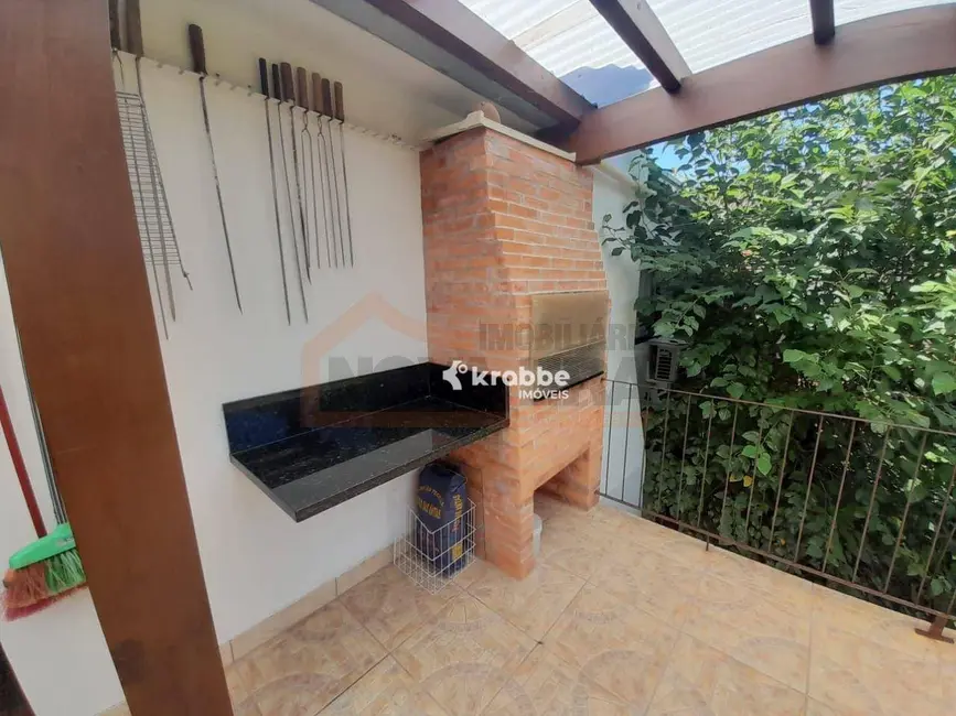 Casa com 3 quartos à venda, 374m2 em Estrela - RS - imagem 8 Foto 8 de Casa com 3 quartos à venda, 374m2 em Estrela - RS