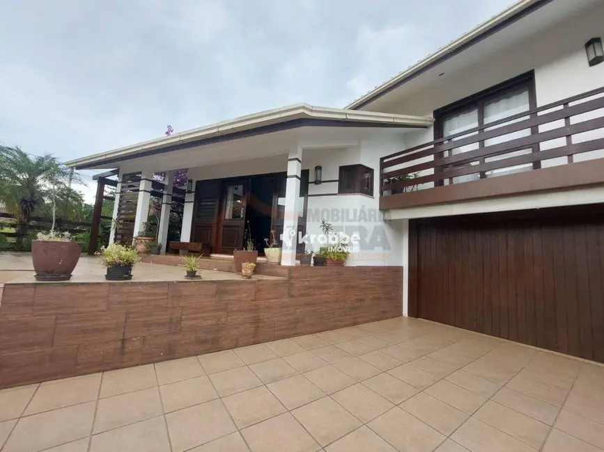 Foto 1 de Casa com 3 quartos à venda, 525m2 em Estrela - RS