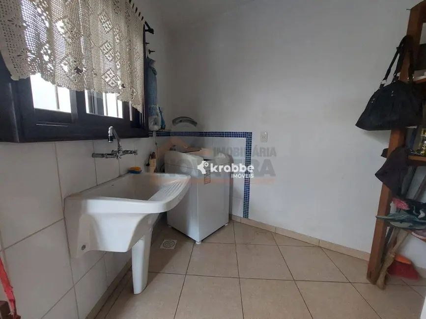 Foto 6 de Casa com 3 quartos à venda, 525m2 em Estrela - RS