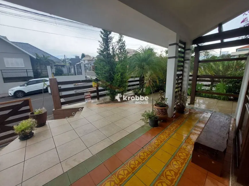 Foto 3 de Casa com 3 quartos à venda, 525m2 em Estrela - RS