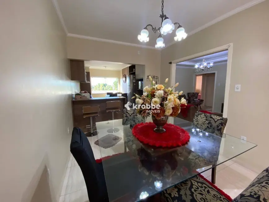 Foto 4 de Casa com 3 quartos à venda, 450m2 em Estrela - RS