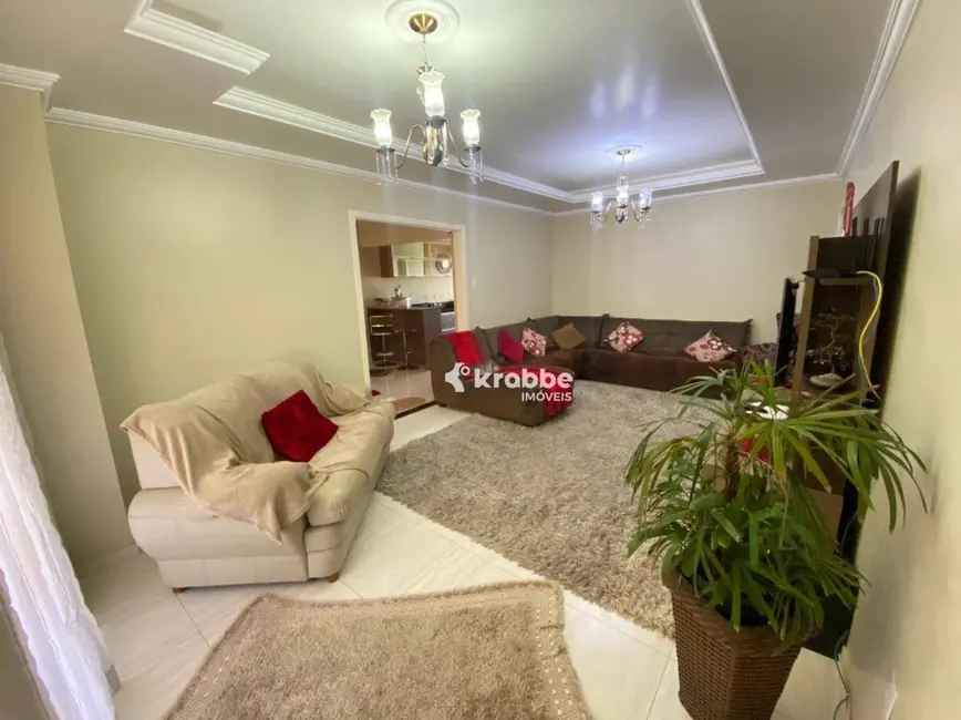 Foto 3 de Casa com 3 quartos à venda, 450m2 em Estrela - RS