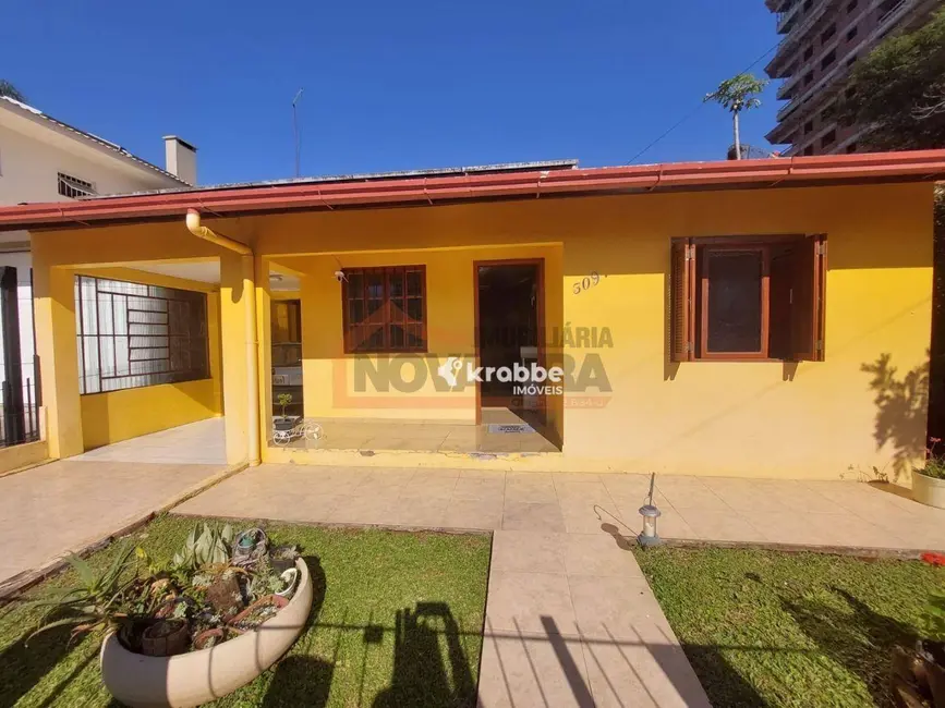 Foto 9 de Casa com 3 quartos à venda, 330m2 em Estrela - RS