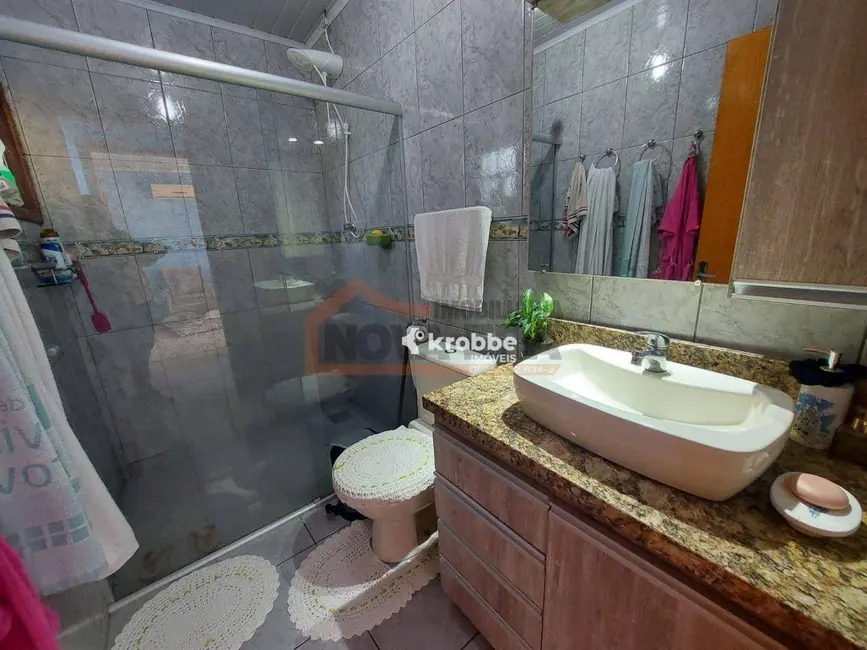 Foto 6 de Casa com 3 quartos à venda, 330m2 em Estrela - RS