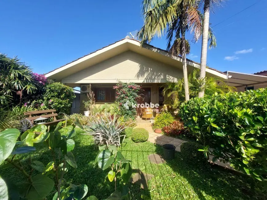 Foto 2 de Casa com 3 quartos à venda, 360m2 em Estrela - RS