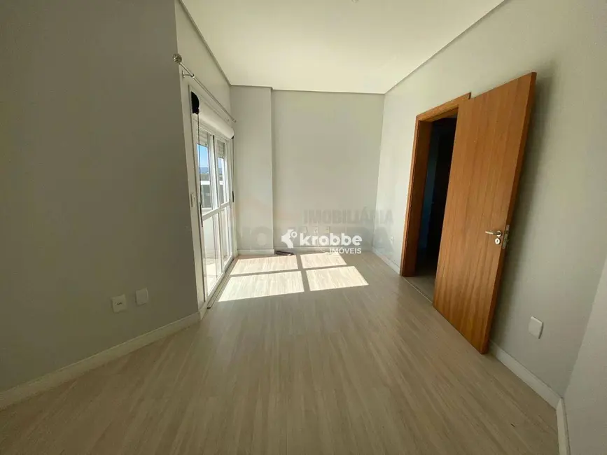 Foto 9 de Cobertura com 3 quartos à venda, 187m2 em Centro, Estrela - RS
