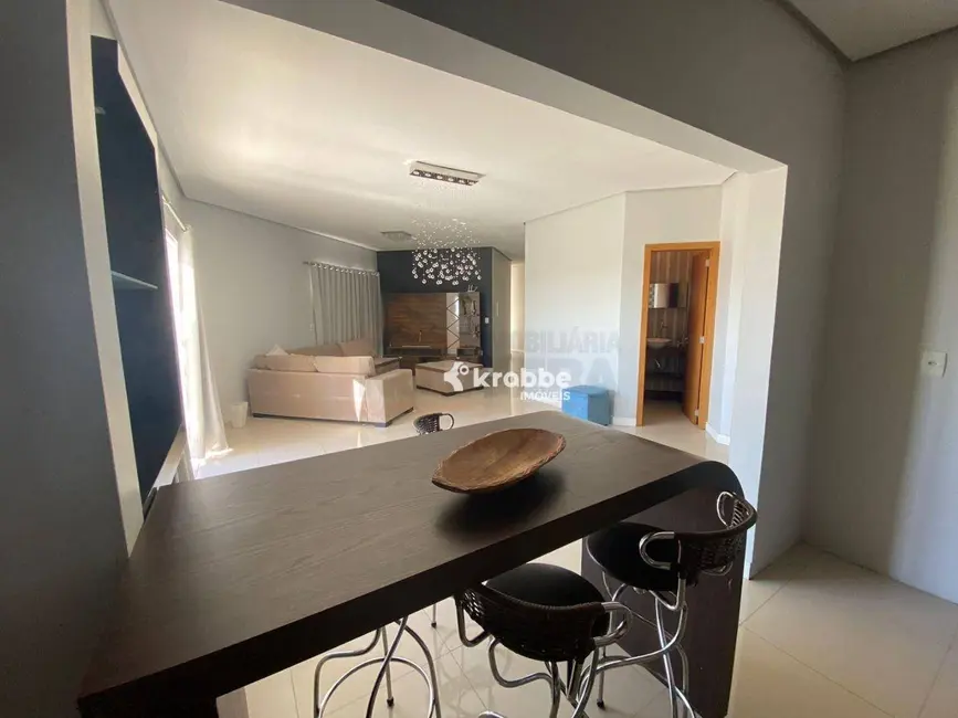 Foto 6 de Cobertura com 3 quartos à venda, 187m2 em Centro, Estrela - RS