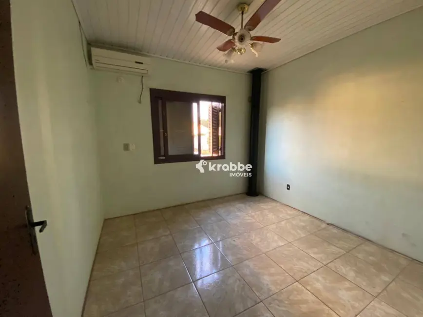 Foto 5 de Casa com 3 quartos à venda, 360m2 em Estrela - RS