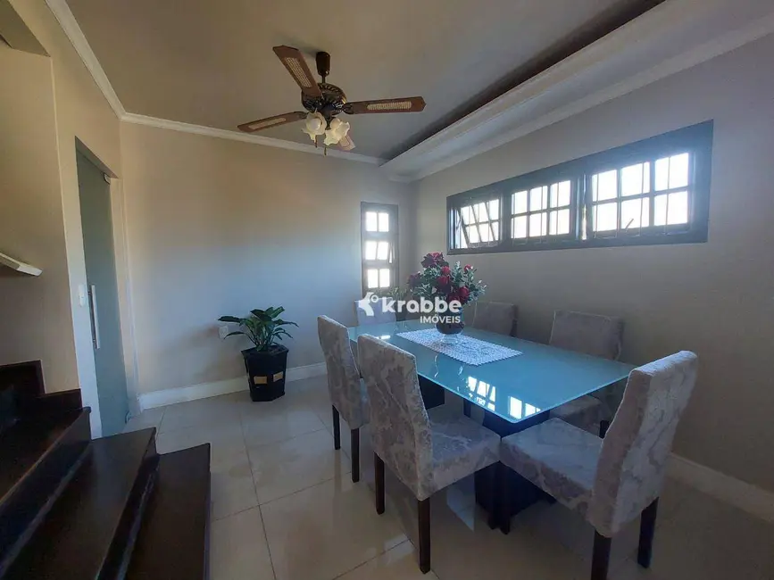 Foto 6 de Casa com 3 quartos à venda, 360m2 em Estrela - RS