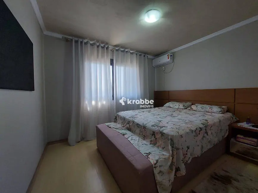 Foto 8 de Casa com 3 quartos à venda, 360m2 em Estrela - RS