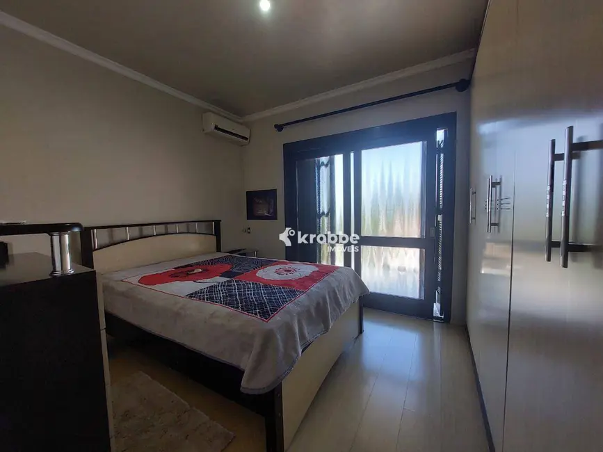 Foto 9 de Casa com 3 quartos à venda, 360m2 em Estrela - RS