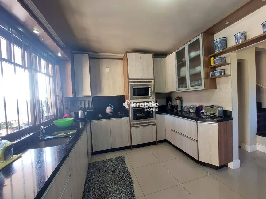 Foto 5 de Casa com 3 quartos à venda, 360m2 em Estrela - RS