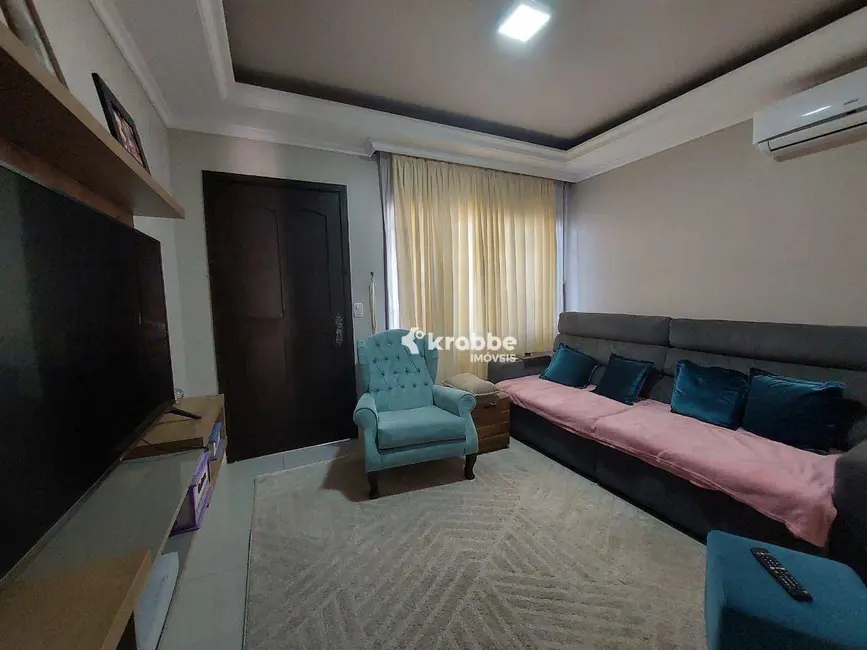 Foto 4 de Casa com 3 quartos à venda, 360m2 em Estrela - RS