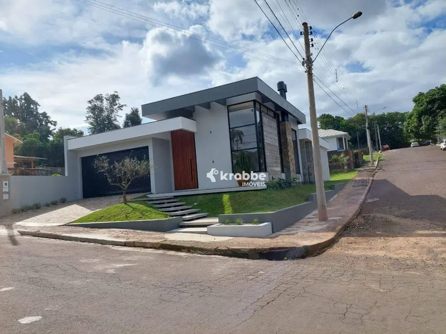 Foto 6 de Casa com 3 quartos à venda, 398m2 em Estrela - RS