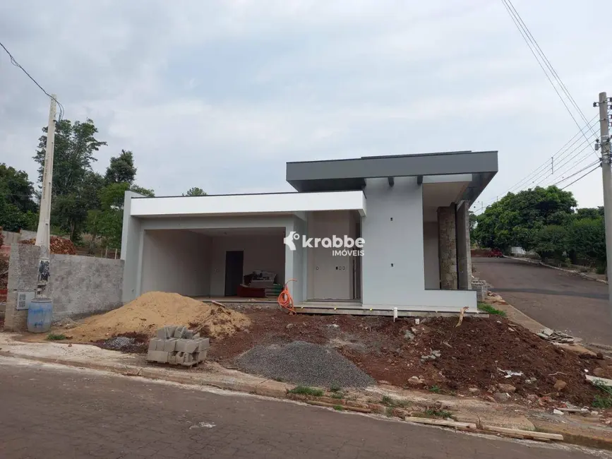 Foto 2 de Casa com 3 quartos à venda, 398m2 em Estrela - RS