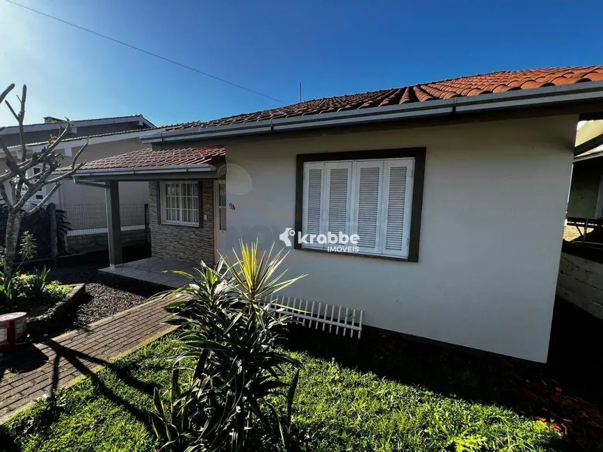 Foto 2 de Casa com 3 quartos à venda, 297m2 em Estrela - RS