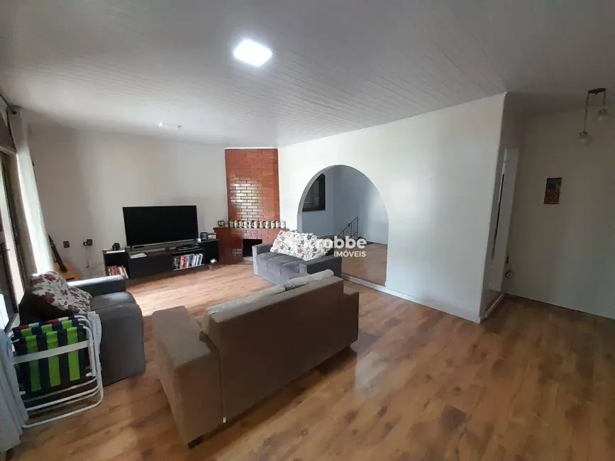 Foto 5 de Casa com 3 quartos à venda, 528m2 em Estrela - RS