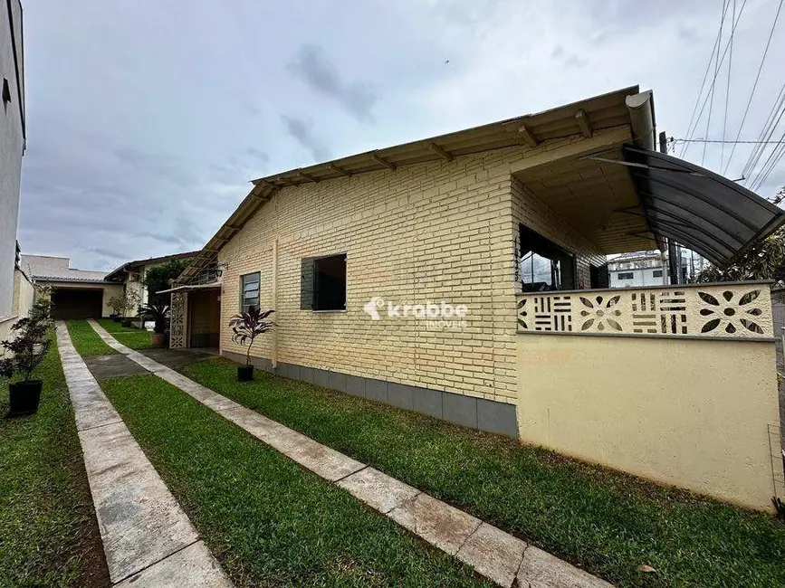Foto 3 de Casa com 2 quartos à venda, 396m2 em Estrela - RS