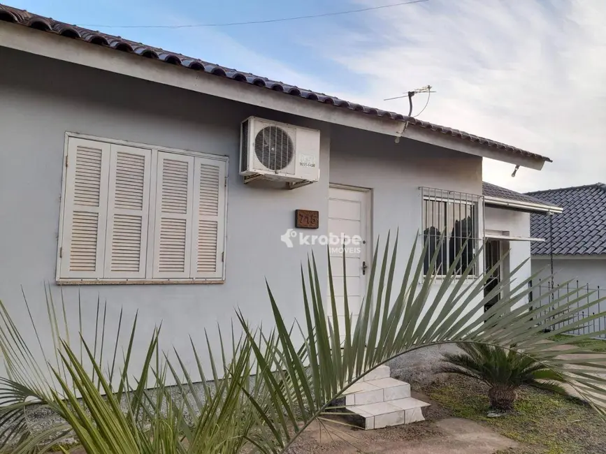 Foto 3 de Casa com 2 quartos à venda, 377m2 em Estrela - RS