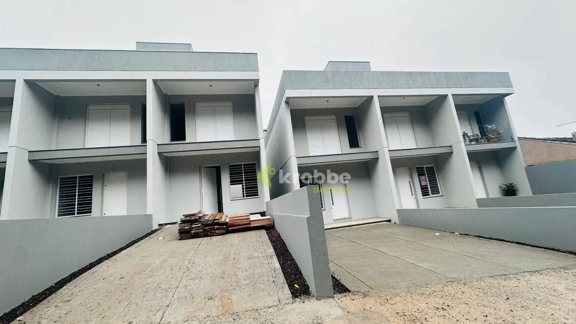 Foto 2 de Sobrado com 2 quartos à venda, 120m2 em Estrela - RS