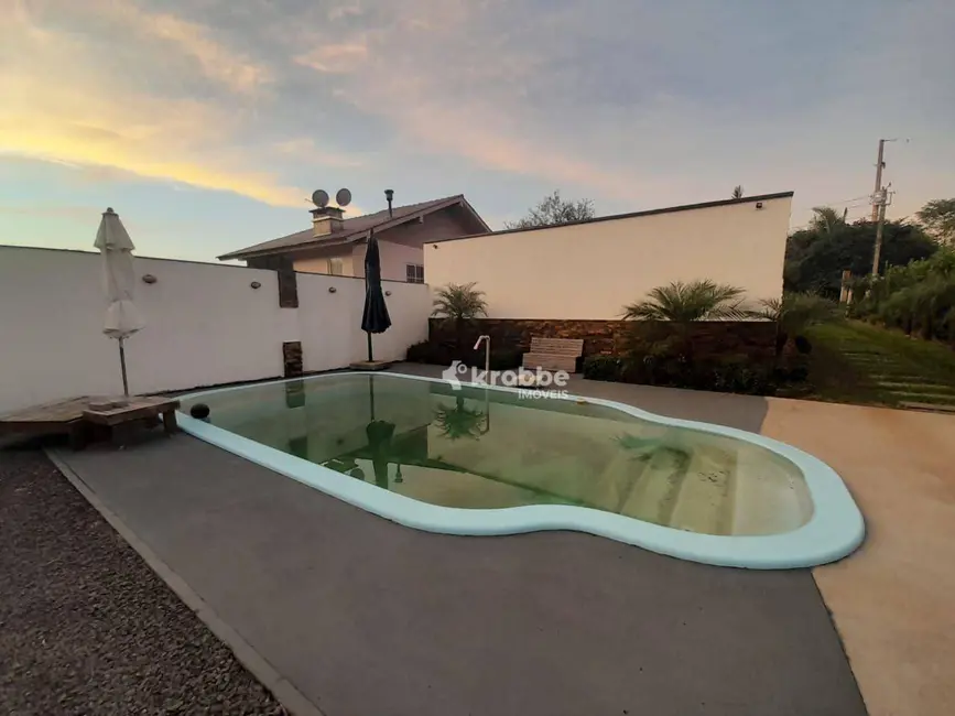 Casa com 1 quarto à venda, 559m2 em Estrela - RS - imagem 3 Foto 3 de Casa com 1 quarto à venda, 559m2 em Estrela - RS