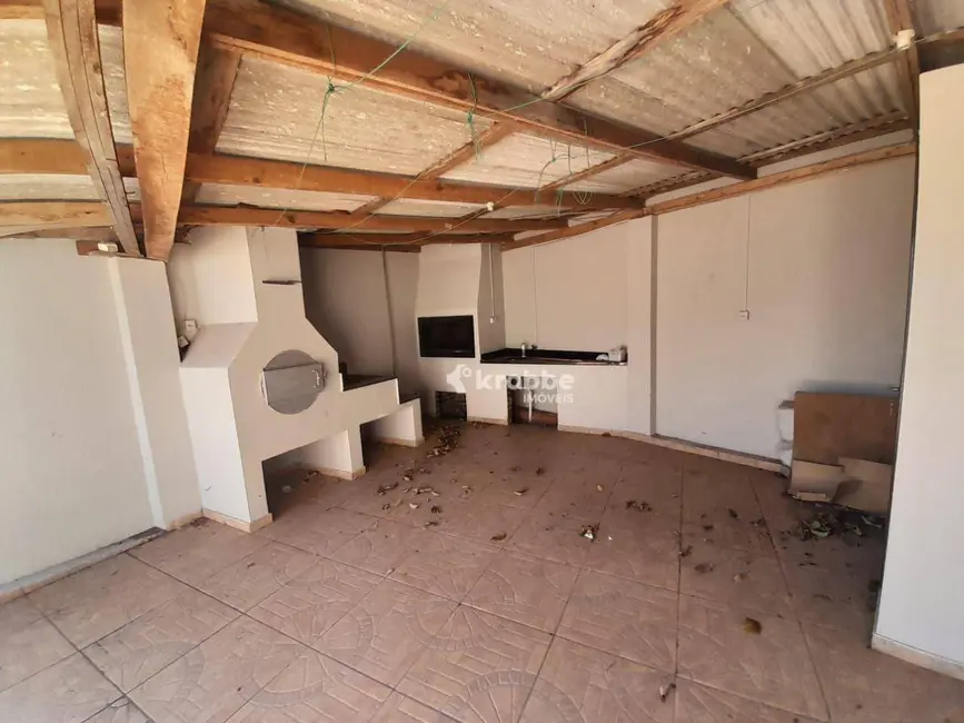 Foto 4 de Casa com 2 quartos à venda, 259m2 em Estrela - RS