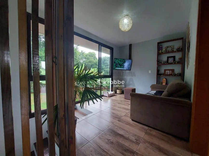 Foto 3 de Casa com 2 quartos à venda, 354m2 em Estrela - RS