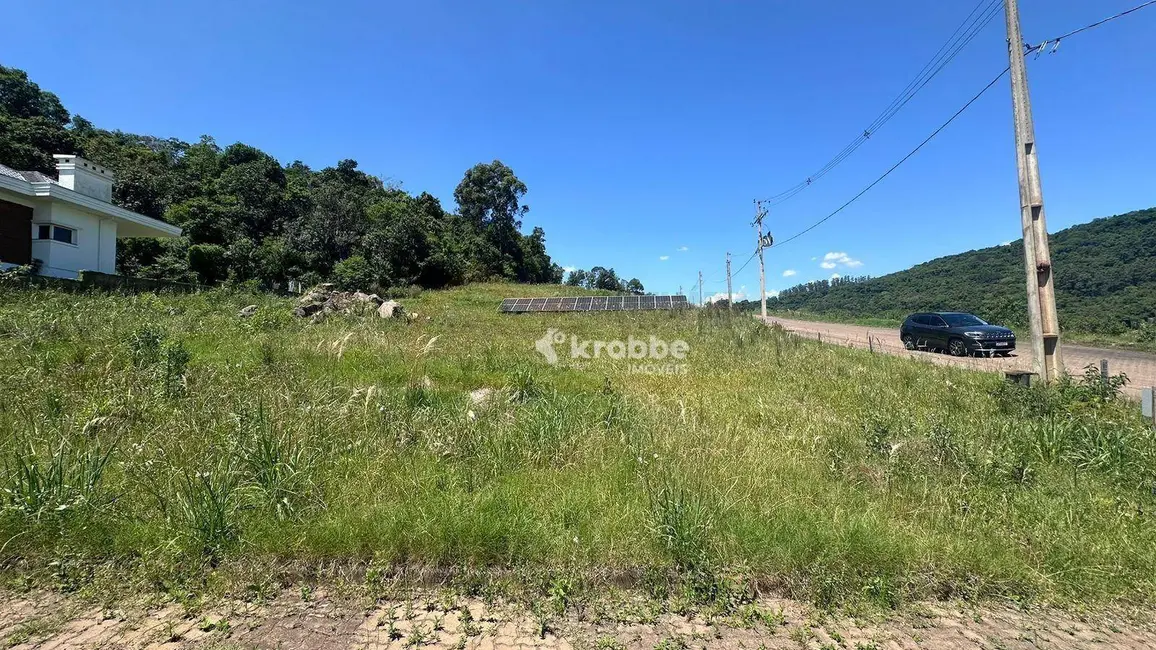 Foto 1 de Terreno / Lote à venda, 582m2 em Teutonia - RS